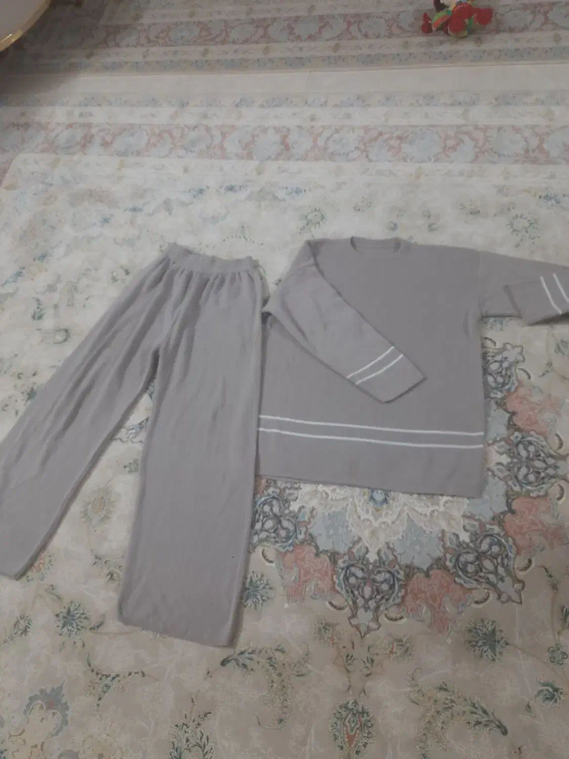 ست بافت|لباس|شاهینشهر, فدک|دیوار