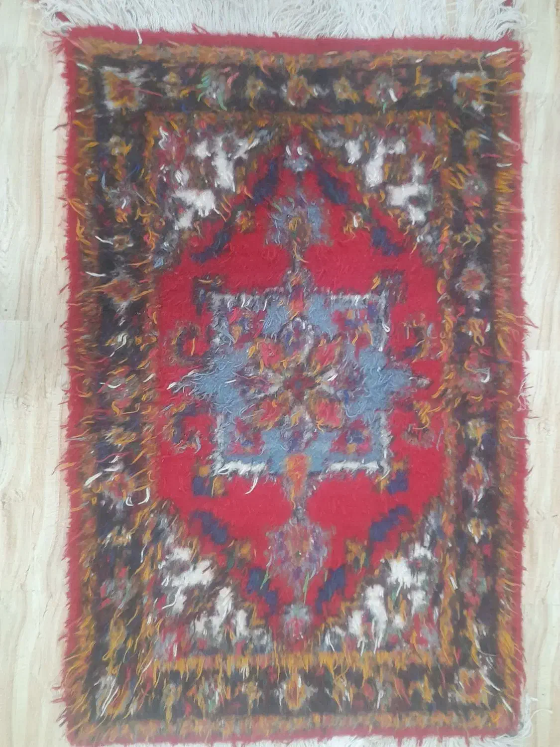 فرش دستباف پشم طبیعی|فرش|خسروشاه, |دیوار