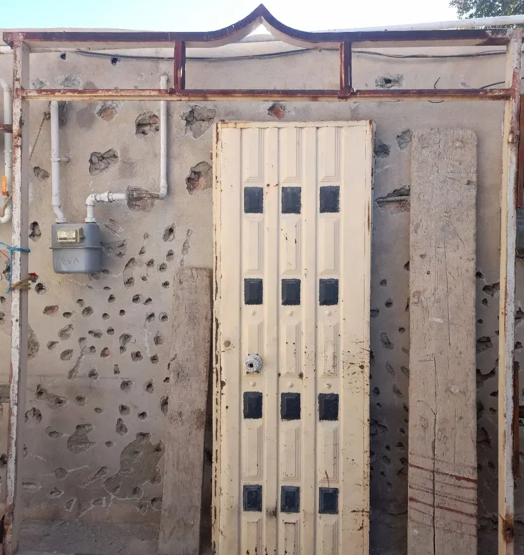 فروش در حیاط ۳لنگه|مصالح و تجهیزات ساختمان|صحنه, |دیوار