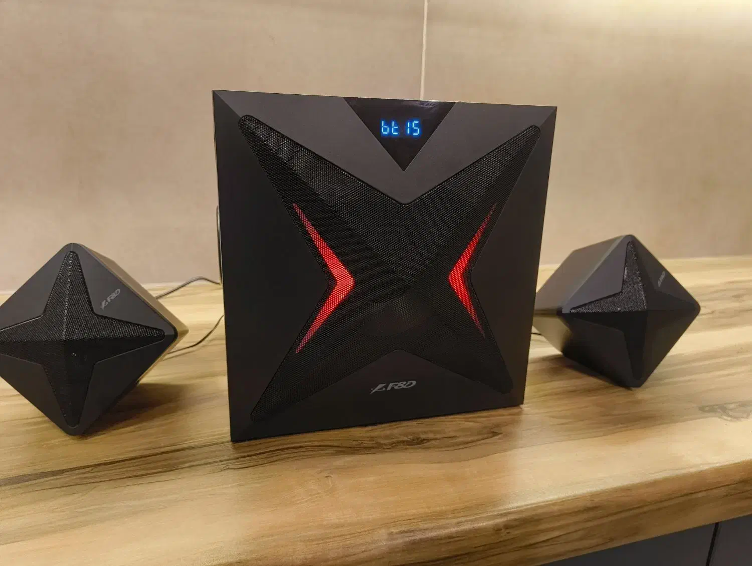 اسپیکر F&D|سیستم صوتی خانگی|ساری, |دیوار