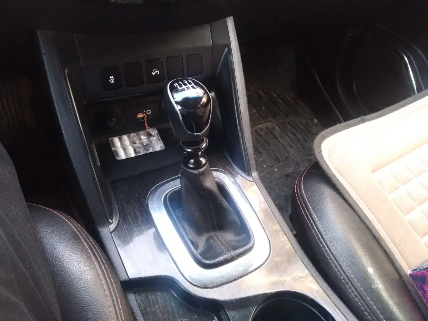 جک اس ۵ مدل ۹۴ دنده ای|خودرو سواری و وانت|شیراز, نصر|دیوار