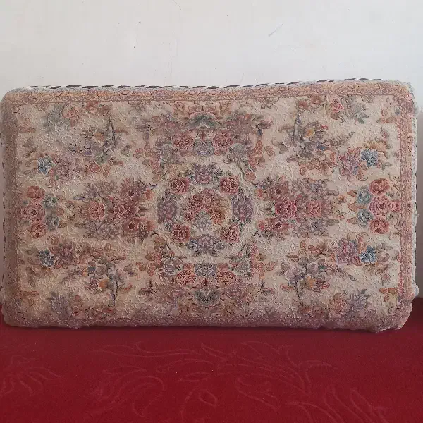 پشتی پنبه ای گل برجسته|پشتی|دهگلان, |دیوار