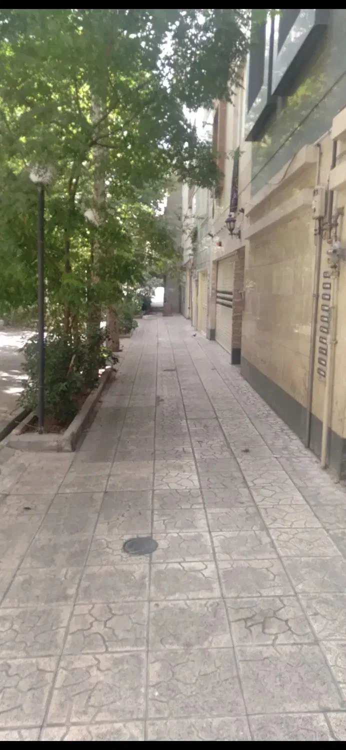 آپارتمان نازی اباد هزاردستگاه تازه نقاشی شده