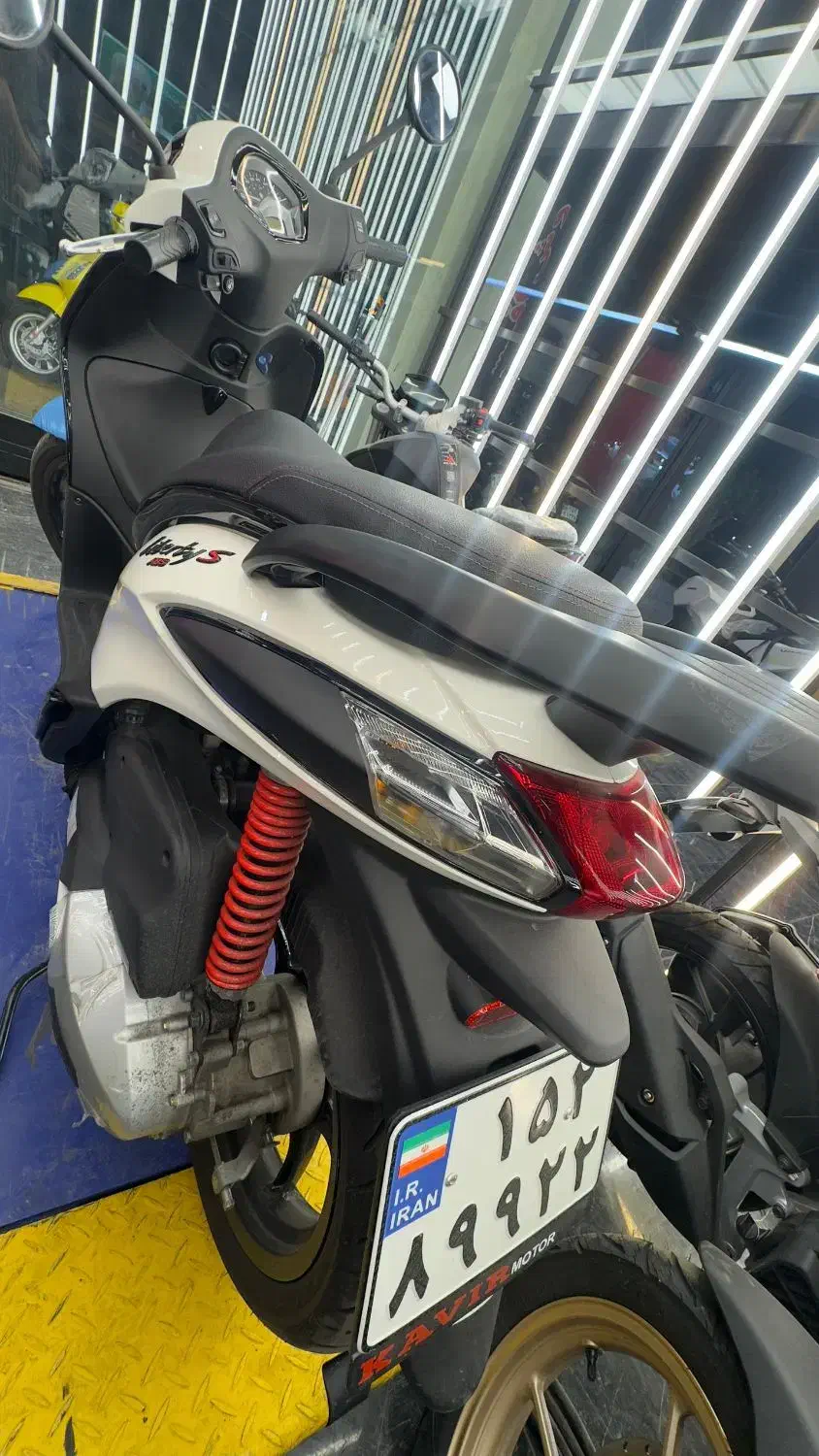 کویر پیاجینوABSموتورLibertyلیبرتی150sخریدار1402صفر|موتورسیکلت|تهران, عباس‌آباد|دیوار