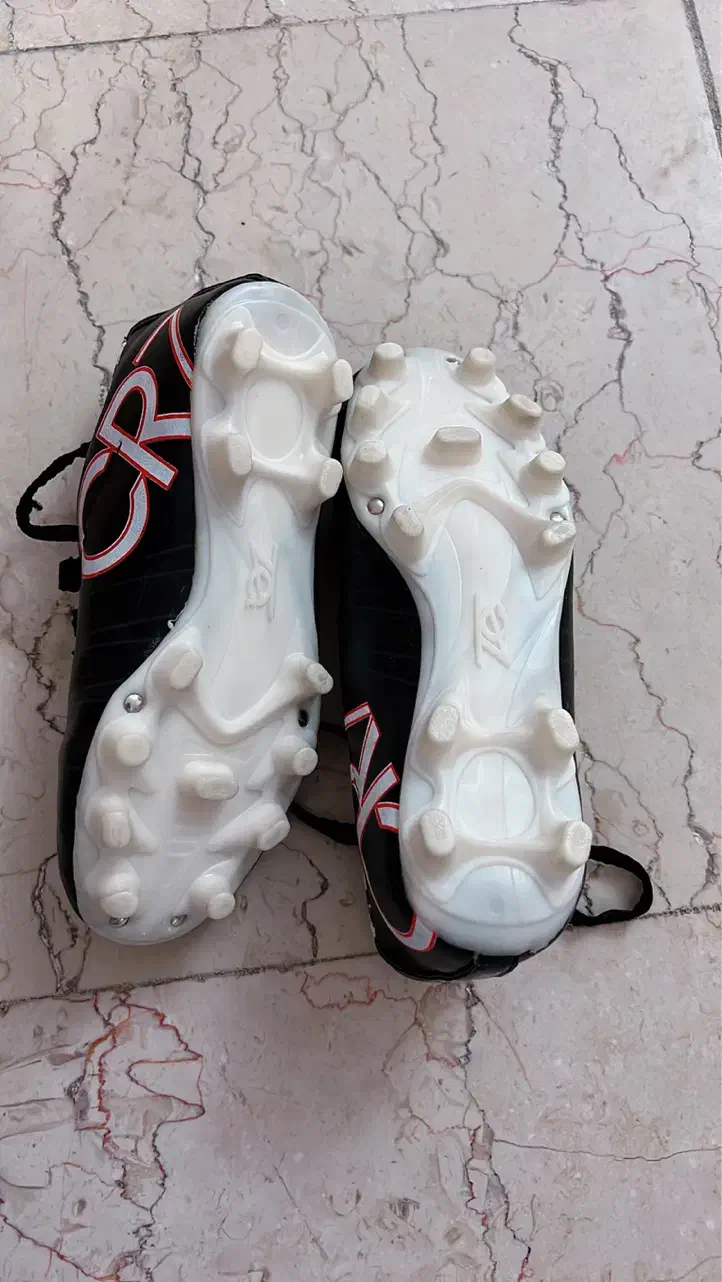 کفش فوتبال|کیف، کفش، کمربند|تهران, افسریه جنوبی|دیوار