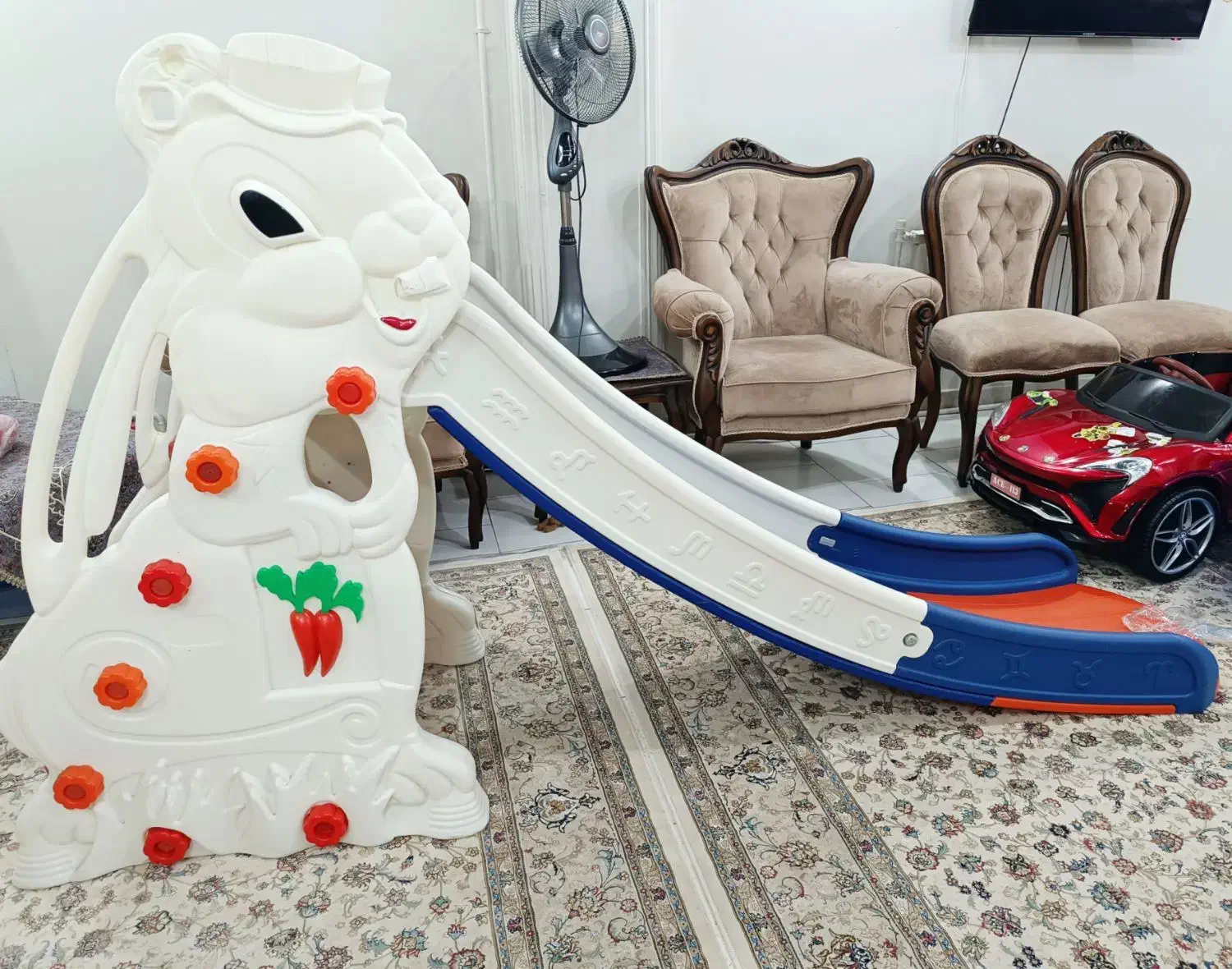 سرسره ۴ پله سنجاب کاملا سالم.|اسباب‌‌بازی|تهران, باغ فیض|دیوار