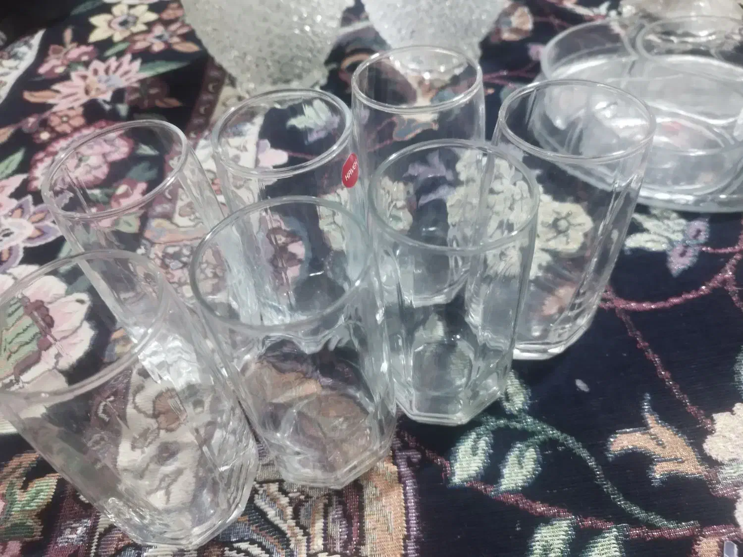 به دلیل جا به جای|ظروف سرو و پذیرایی|هشتگرد, سیف آباد|دیوار