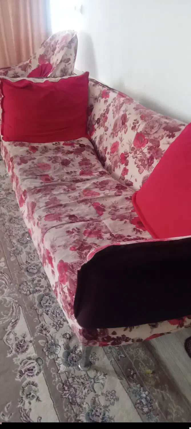 فروش لوازم منزل مبلمان ومیزعسلی ویخچال وپایین فریز|مبلمان خانگی و میز عسلی|هشتگرد, هیو|دیوار