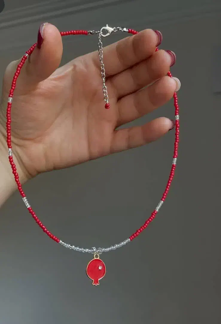 فروش دستبند و گردنبند یه صورت تکی و عمده|بدلیجات|شیراز, عفیفآباد|دیوار