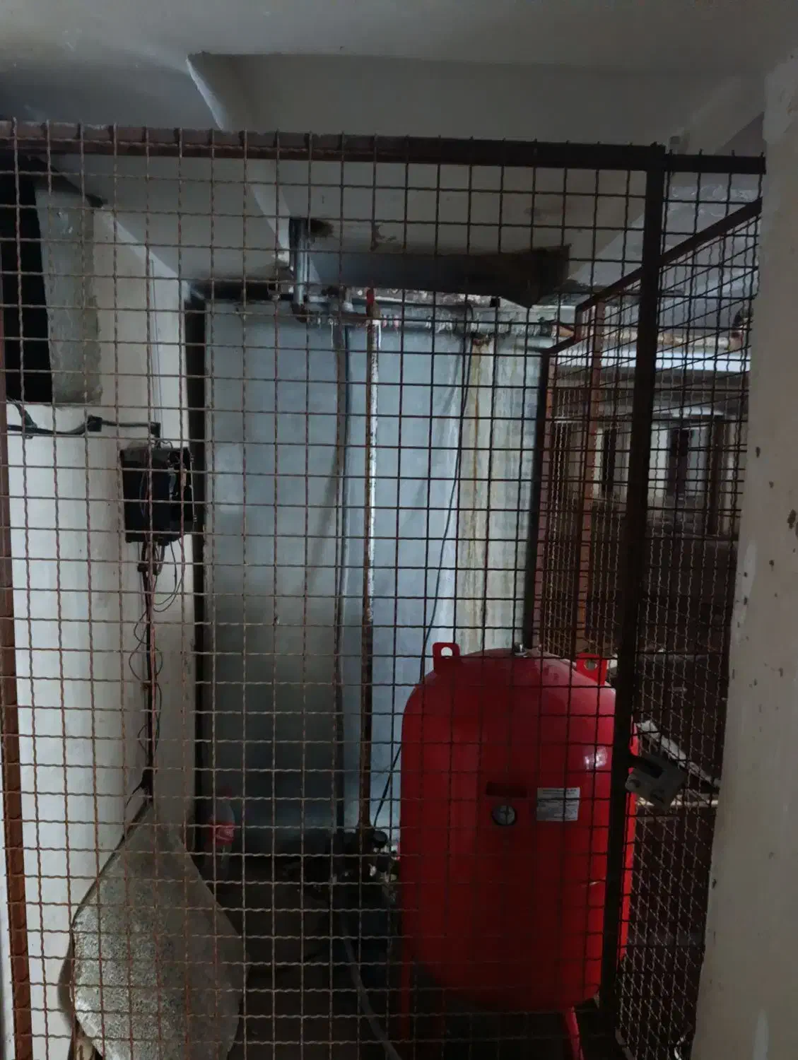 تانکر آب گالوانیزه|مصالح و تجهیزات ساختمان|ایلام, |دیوار