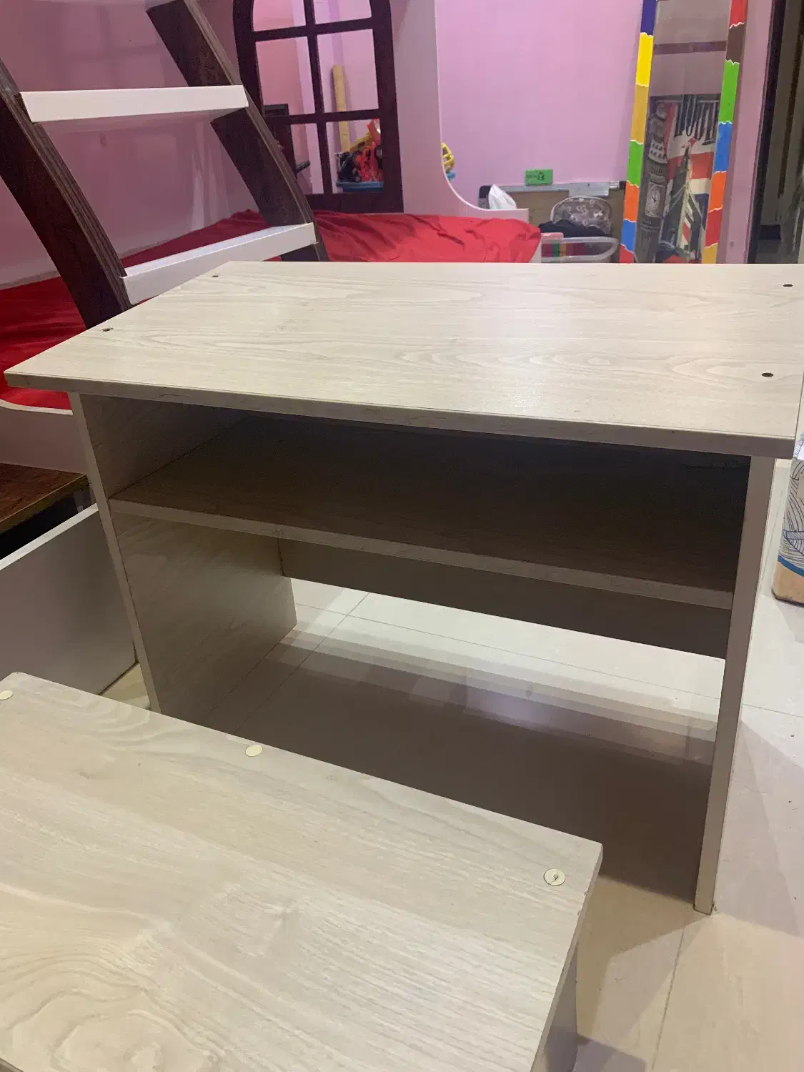 در حد نو|میز تحریر و کامپیوتر|لاهیجان, گلستان|دیوار