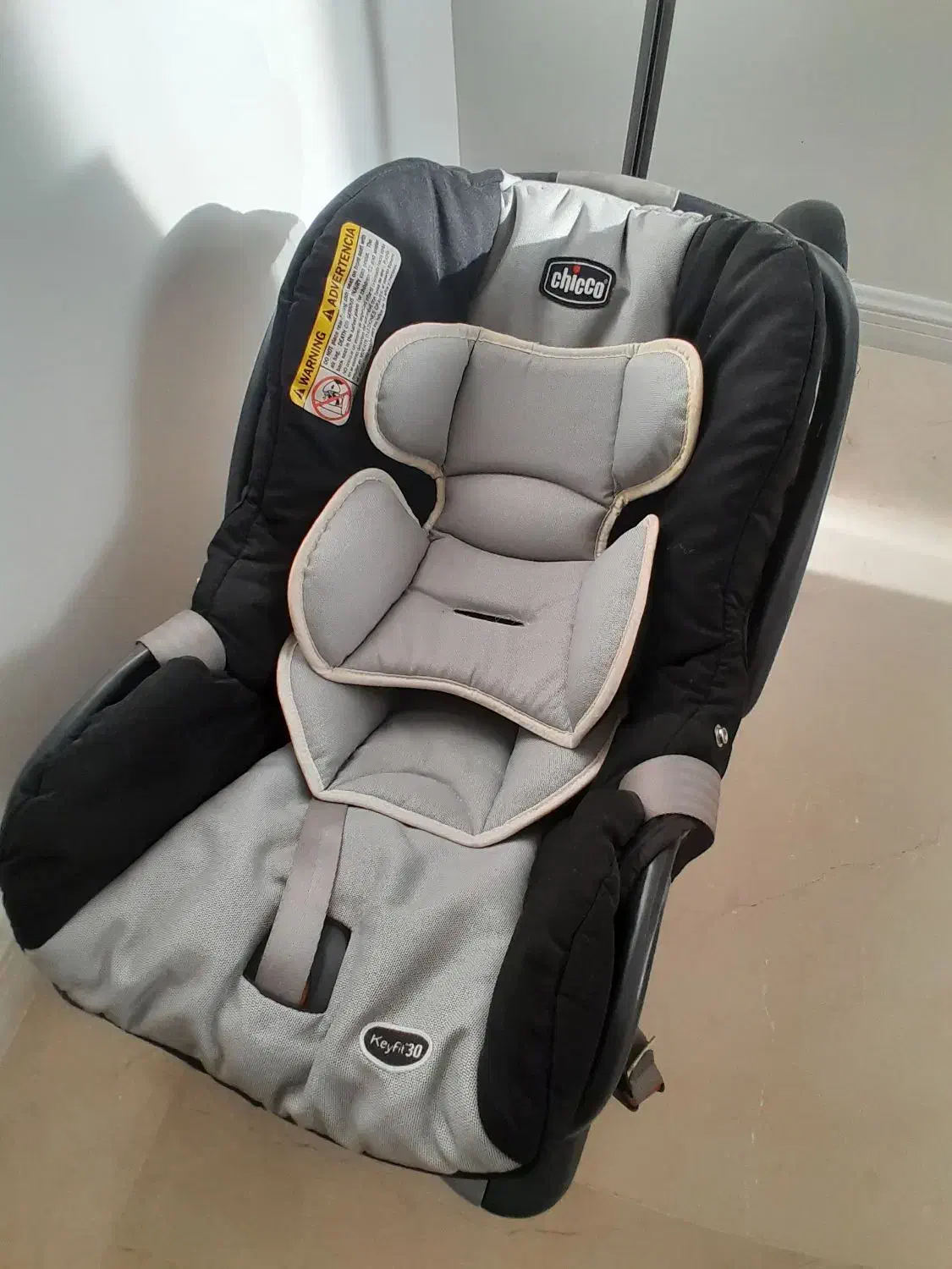 کریر و صندلی ماشین نوزاد چیکو اصل در حد نو|کالسکه و لوازم جانبی|تهران, هروی|دیوار