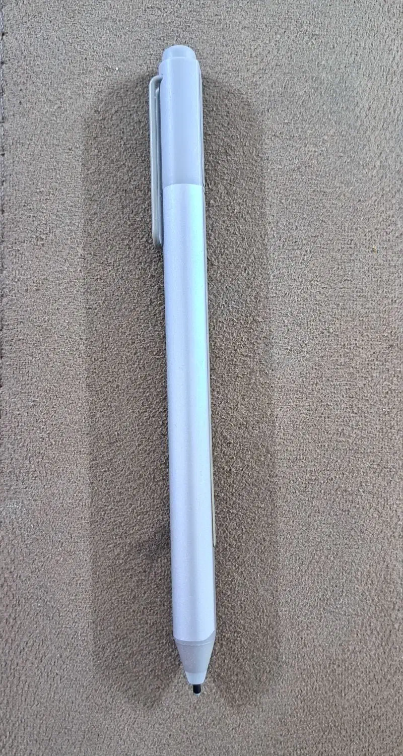 قلم اصلی سرفیس پرو 4|قطعات و لوازم جانبی رایانه|اصفهان, سعادتآباد|دیوار