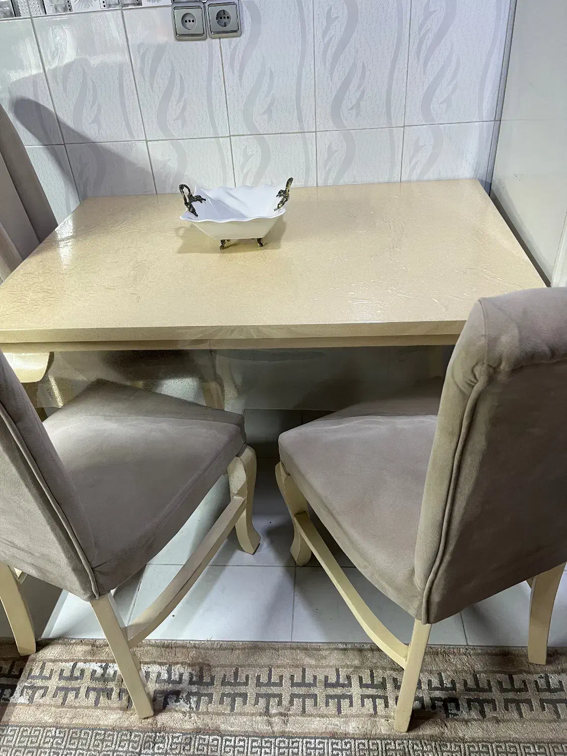 میزناهارخوری ۴ نفره|میز و صندلی غذاخوری|رشت, تازه آباد|دیوار