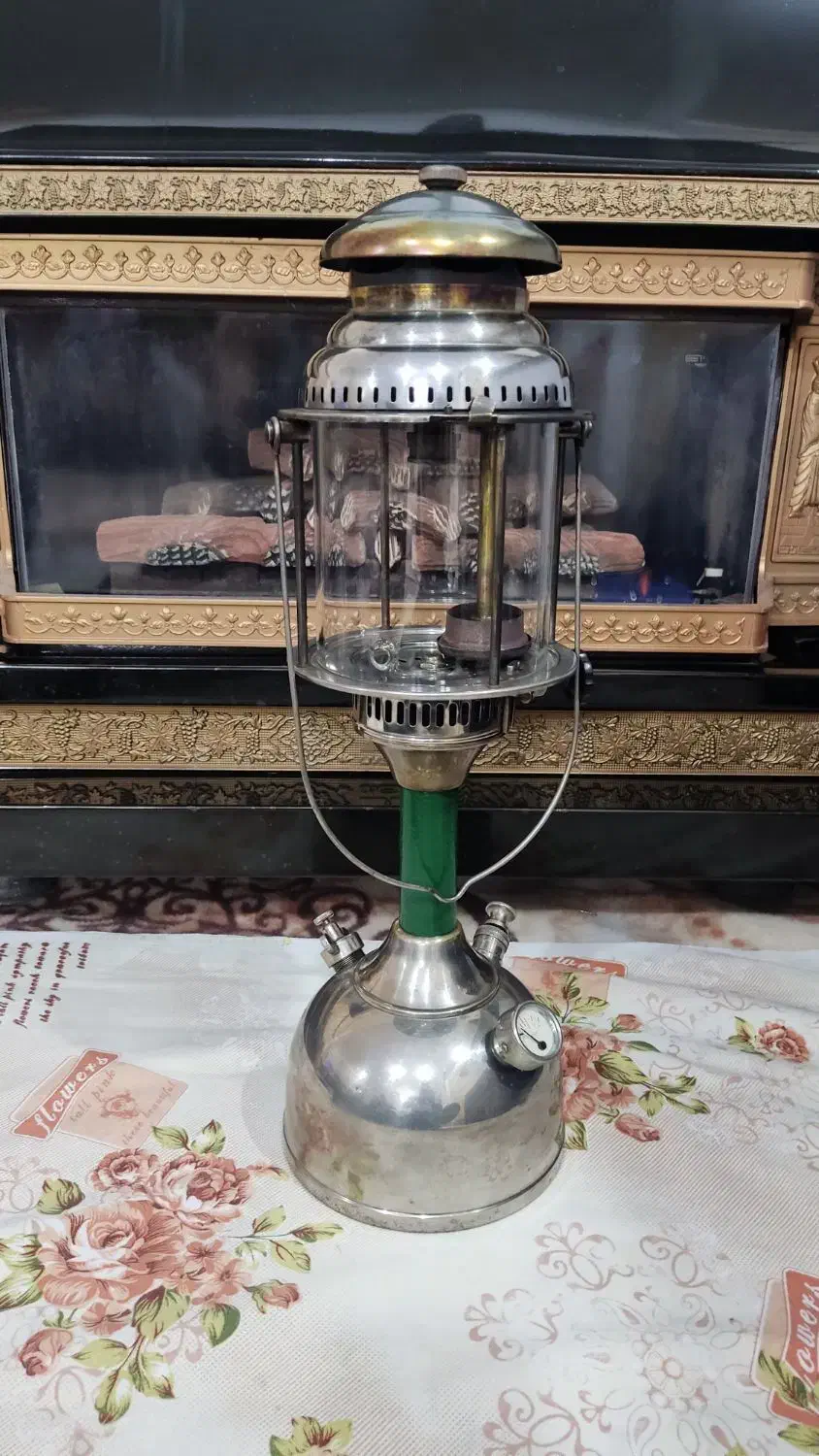 چراغ زنبوری کمر سبز|کلکسیون اشیاء عتیقه|بابلسر, |دیوار