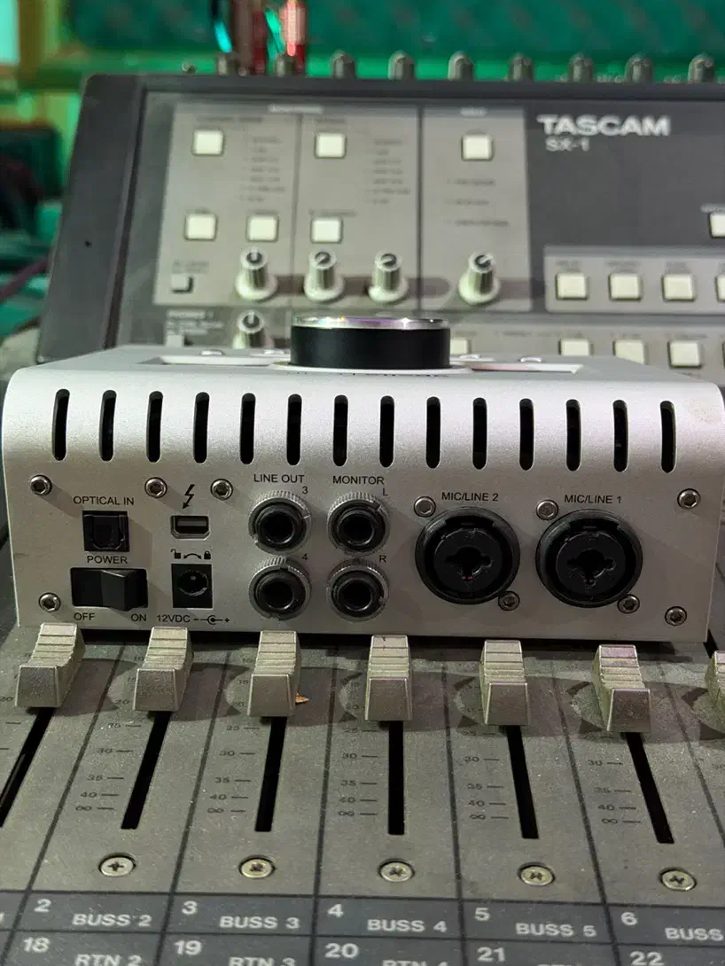 کارت صدا apollo twin|گیتار، بیس، امپلیفایر|تهران, میدان ولیعصر|دیوار