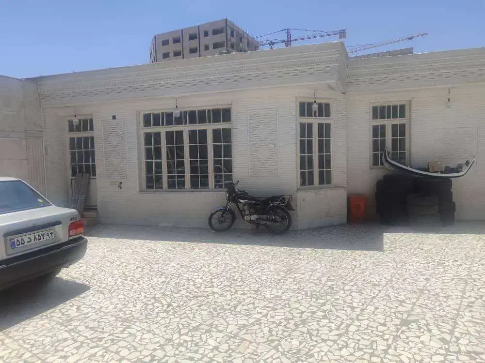 فروش نمایشگاه اتومبیل|فروش مغازه و غرفه|شیراز, انجیر|دیوار