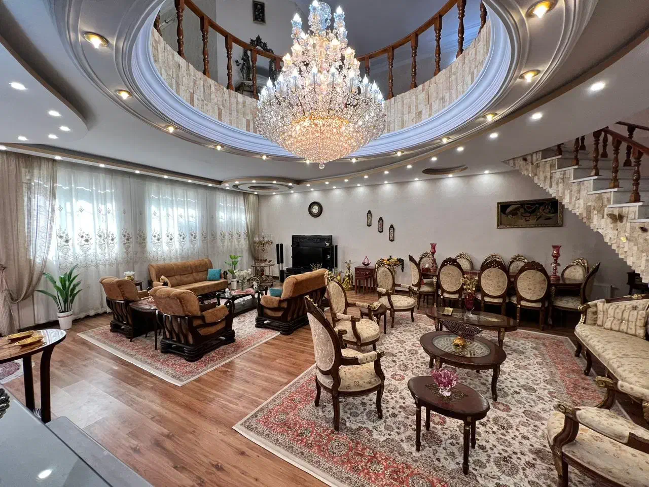 اجاره منزل ویلایی دوبلکس240متربنا4خواب فول|اجارهٔ آپارتمان|ورامین, ورامین|دیوار