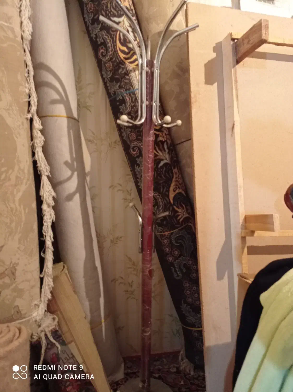 رخت آویز ایستاده|بندرخت و رختآویز|کرمانشاه, |دیوار