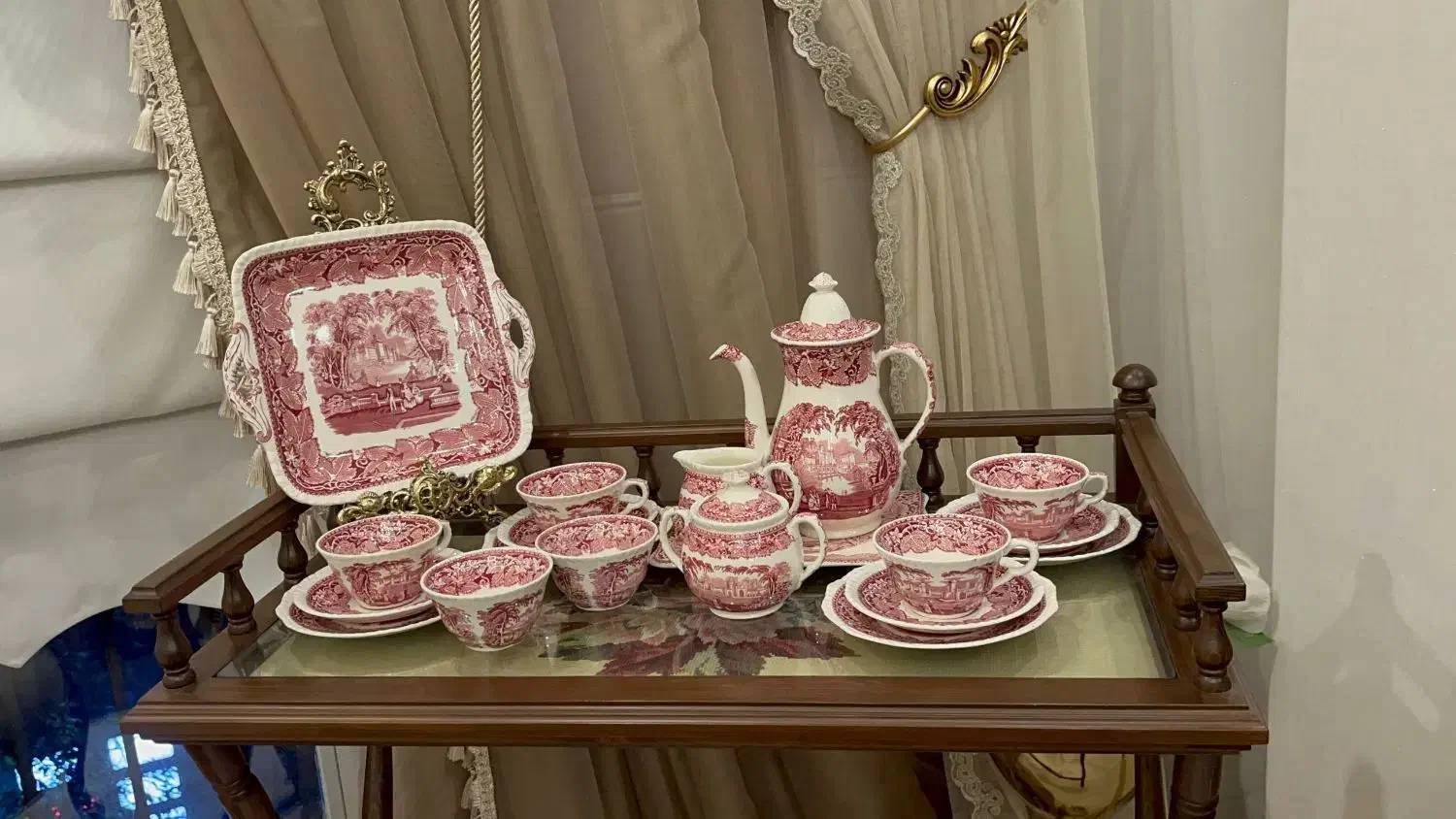 سرویس چایی خوری انتیک و قدیمی و عتیقه انگلیسی|کلکسیون اشیاء عتیقه|تهران, تجریش|دیوار