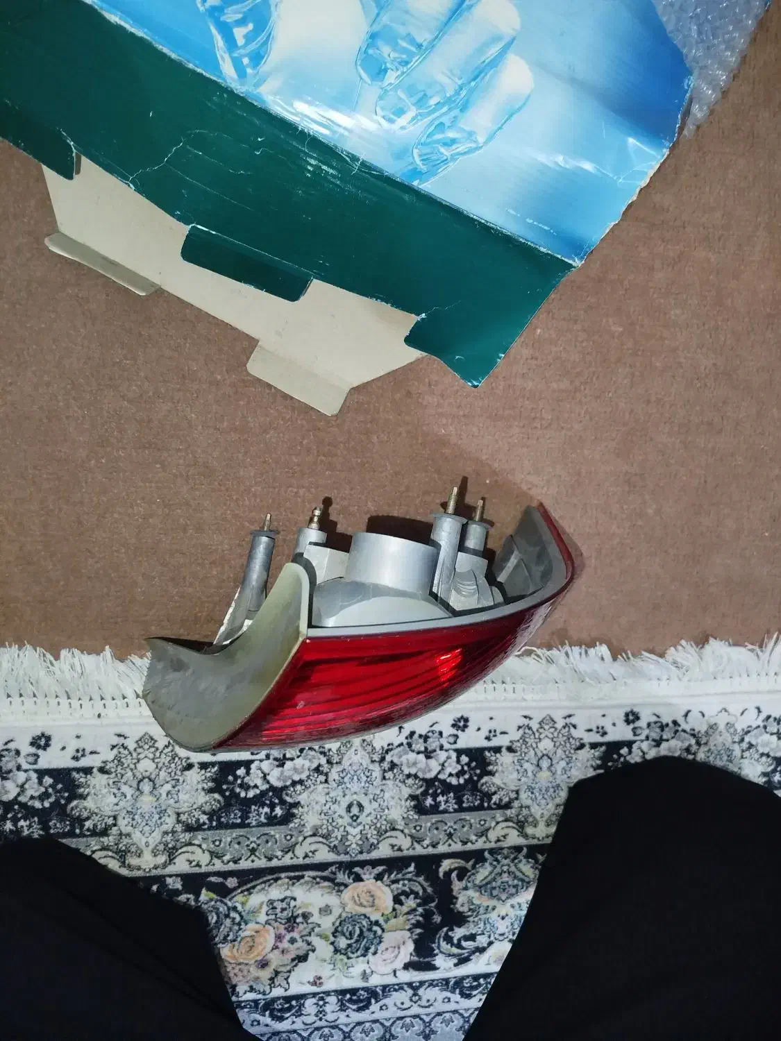 چراغ خطر عقب تیبا صندوق دار شاگرد|قطعات یدکی و لوازم جانبی|کرج, شهرک نهال و بذر|دیوار