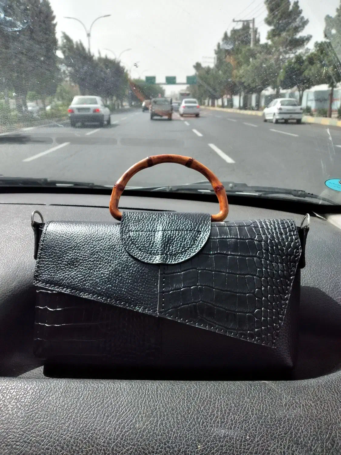 کیف زنانه چرم طبیعی|کیف، کفش، کمربند|ملارد, |دیوار