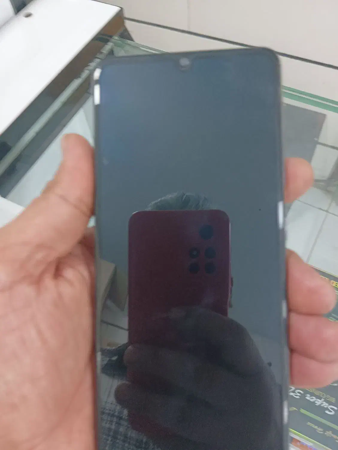 گوشی|موبایل|اقبالیه, |دیوار