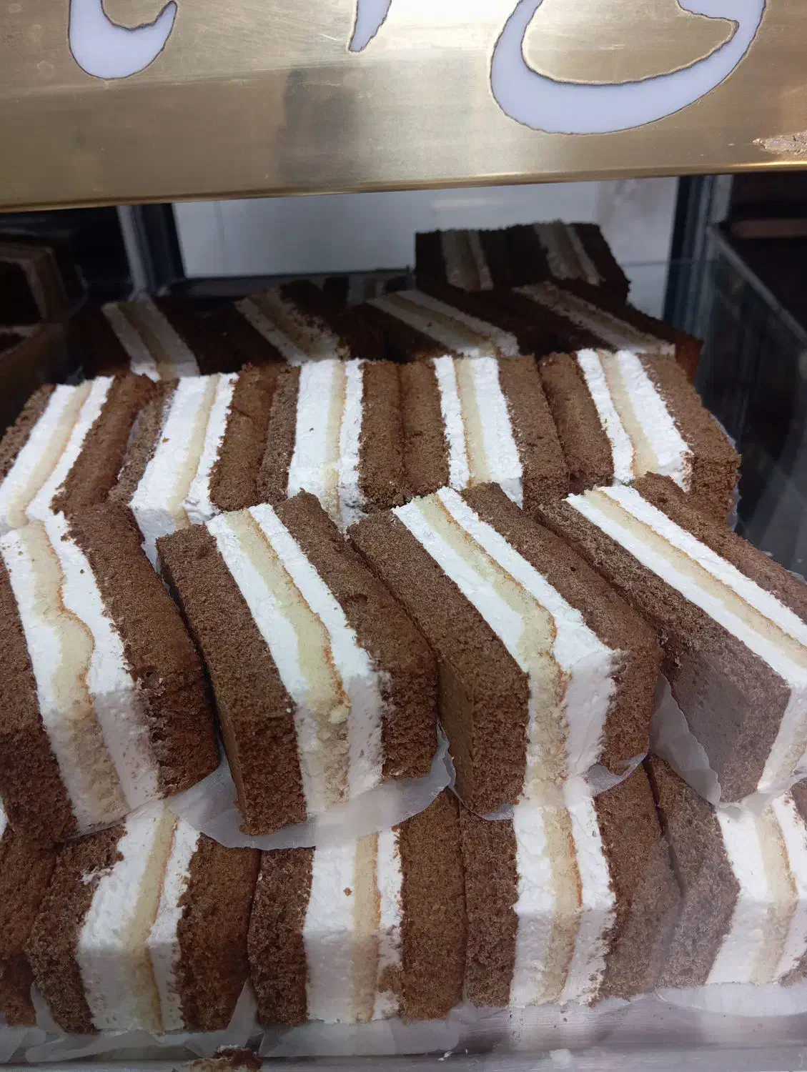 شیرینی تیتابی/تر/ساقه عروس/عروسی تالار|خوردنی و آشامیدنی|قرچک, محمد آباد|دیوار