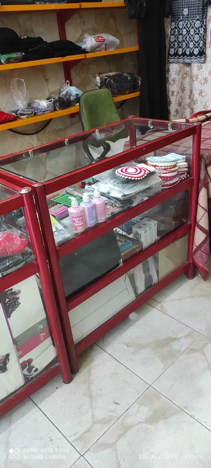 ویترین و مانکن|فروشگاه و مغازه|تاکستان, |دیوار