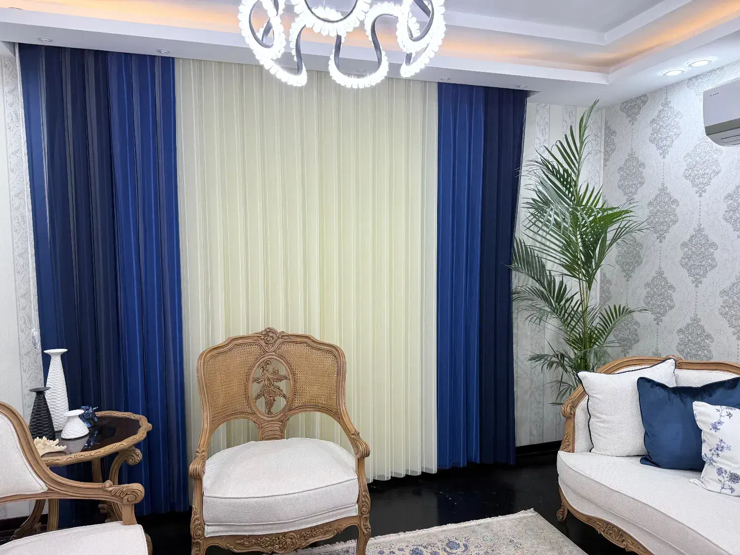 پرده ورتیکال برای پذیرایی در حد نو|پرده، رانر، رومیزی|سیرجان, |دیوار