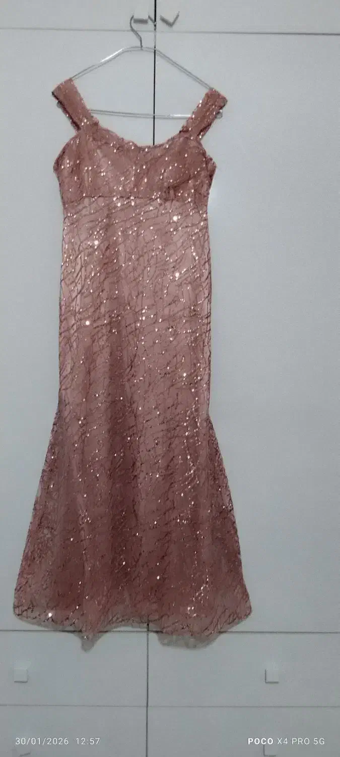 پیراهن مجلسی|لباس|خرم‌آباد, |دیوار