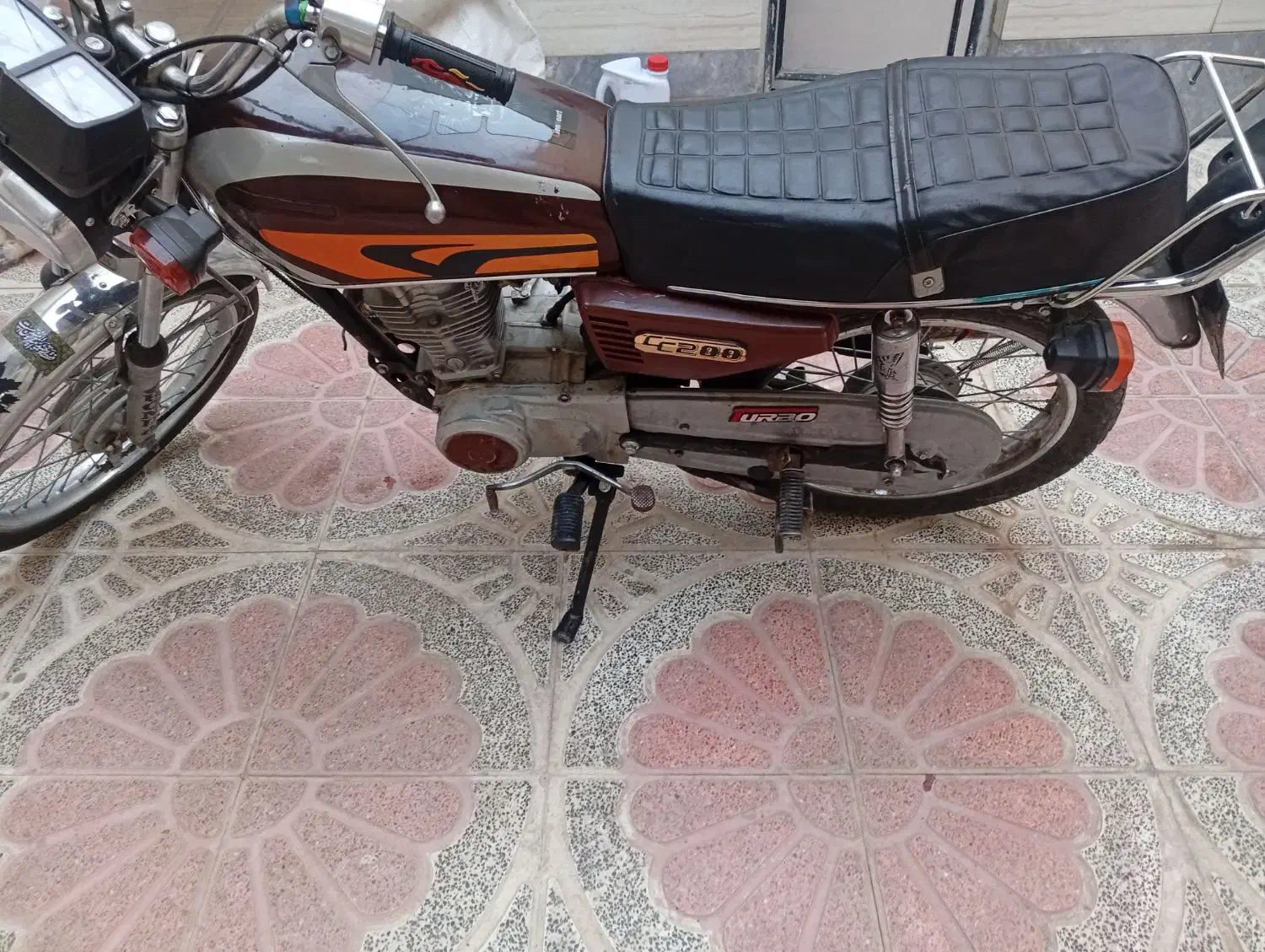 مدل 83تر تمیز موتوری سالم تخفیف پا معامله|موتورسیکلت|سامان, |دیوار