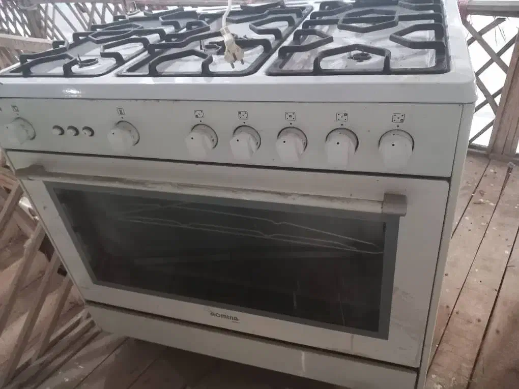 گاز فر ۵ شعله کاملا تمیز|اجاق گاز و لوازم برقی پخت‌وپز|رشت, آزادگان|دیوار