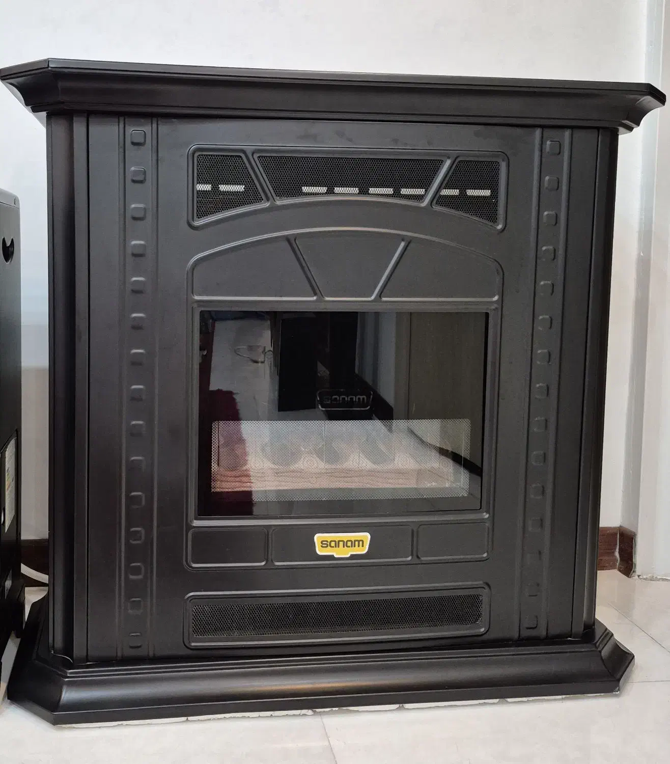 بخاری گازی طرح شومینه ی بزرگ و بخاری معمولی کوچک|بخاری، هیتر، شومینه|فردیس, شهرک ۱۱۰|دیوار