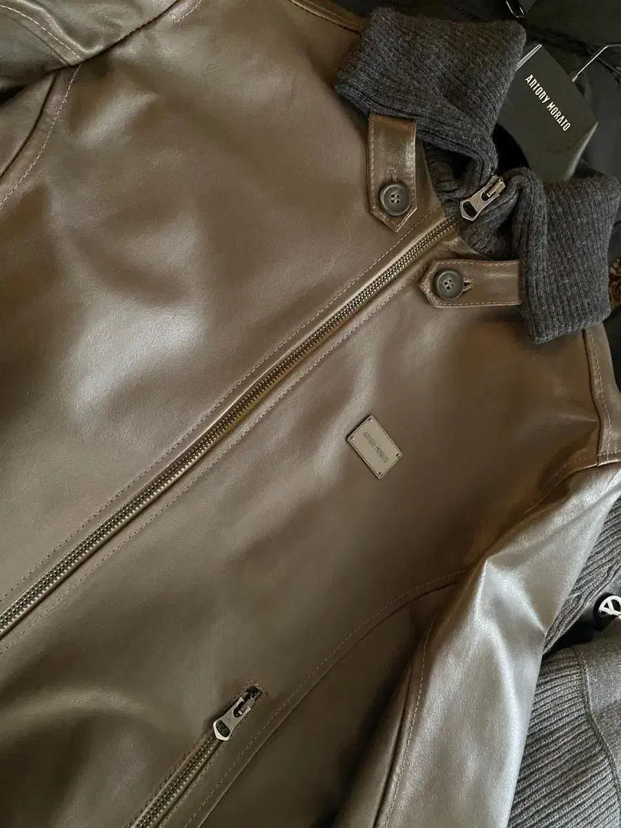 کاپشن چرم مردانه ایتالیائی antony morato|لباس|تهران, امانیه|دیوار