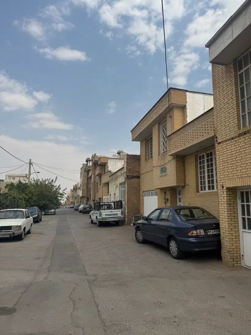 ویلایی ۲۸۰ متری یک طبقه عرض ۱۰ ضابطه m4 امیر کبیر|فروش زمین و ملک کلنگی|شیراز, شهرک امیر کبیر|دیوار
