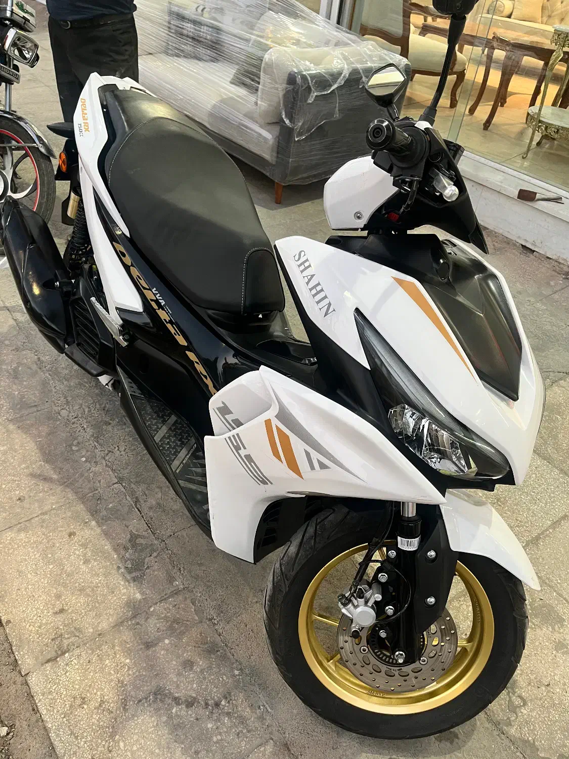 ایروکس 155Rدرحد 1402|موتورسیکلت|کاشمر, |دیوار