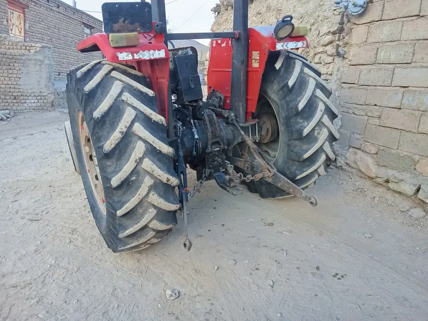 تراکتور ۲۸۵|خودرو سنگین|کنگاور, |دیوار