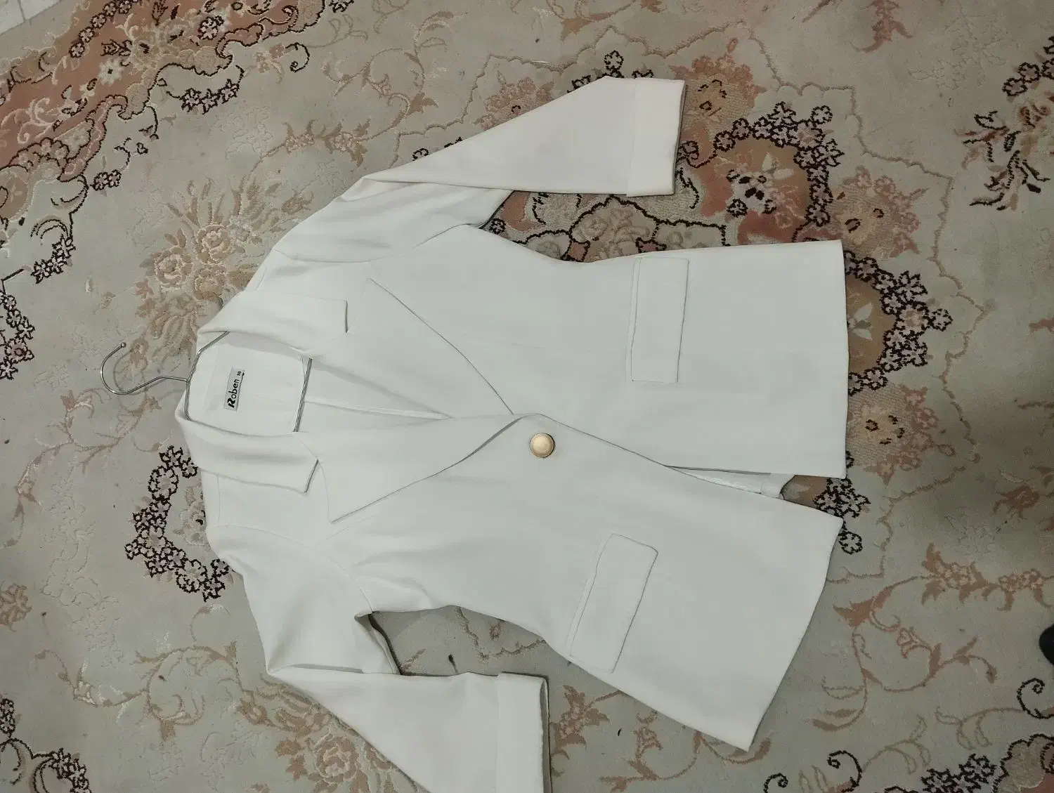 تعدادی مانتو و شومیز نو و در حد|لباس|قرچک, پویینک|دیوار