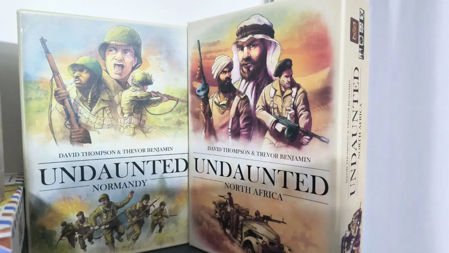 کودتا.میکرو ماکرو.بی باکان . پروفسور|اسباببازی|فلاورجان, |دیوار