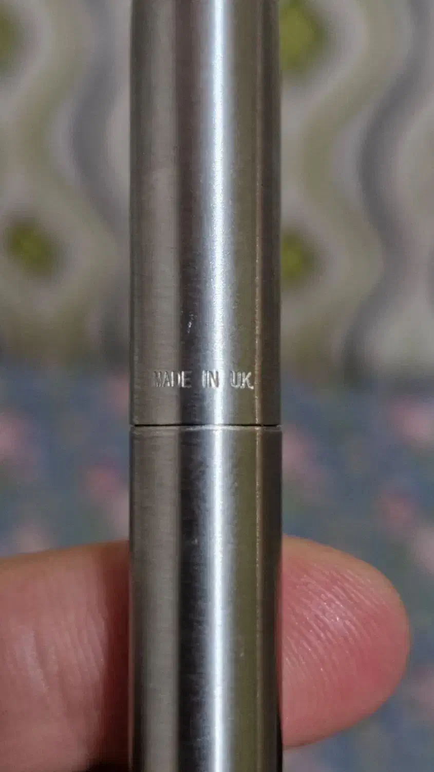 خودکار|لوازم التحریر|ری, شهید غیوری (ابن باویه)|دیوار