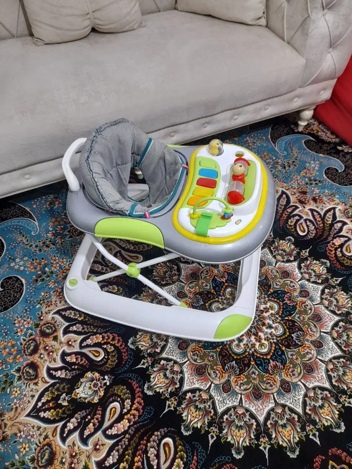 راهروهک|کالسکه و لوازم جانبی|چهارباغ, |دیوار