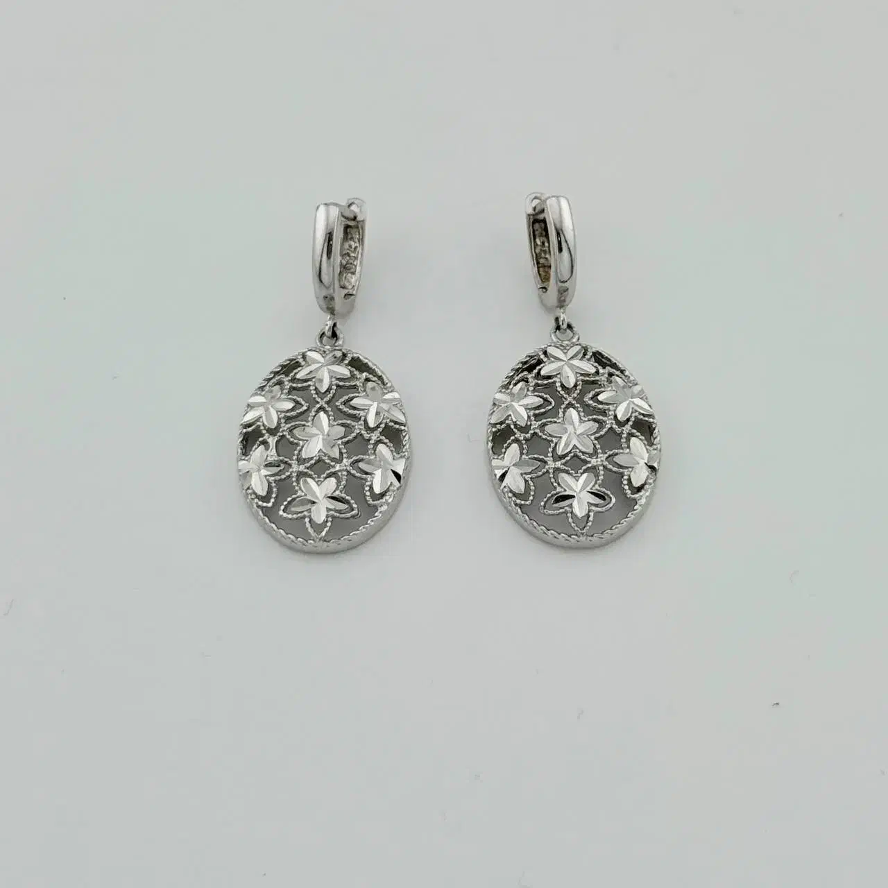 گوشواره طلاسفید دست دوم|جواهرات|اصفهان, همتآباد|دیوار