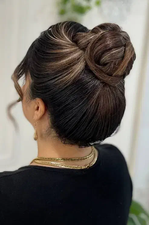 انجام خدمات شنیون بافت لیفت ابرو مژه|خدمات آرایشگری و زیبایی|الوند, |دیوار