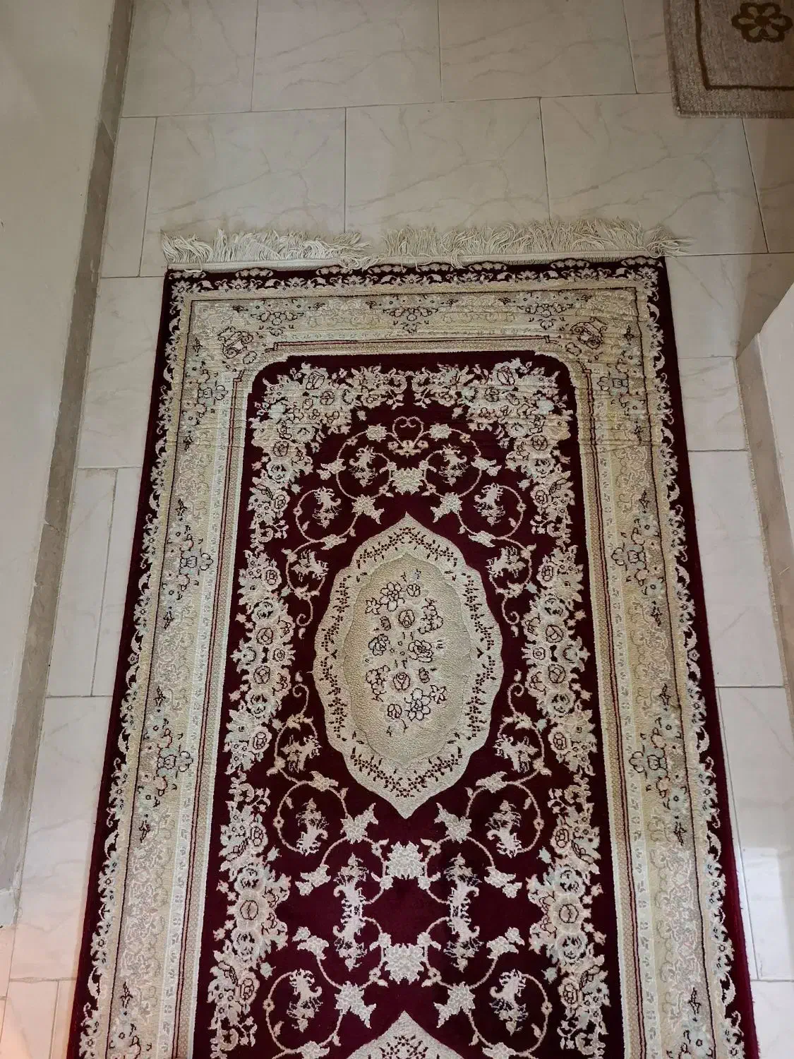 فرش راهرویی یک متر در سه متر|فرش|یزد, |دیوار