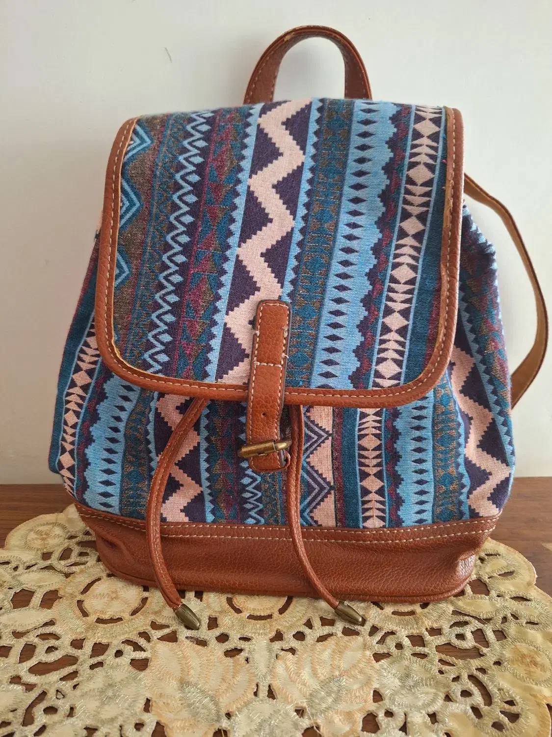 کوله پشتی کوچک|کیف، کفش، کمربند|شاهرود, |دیوار