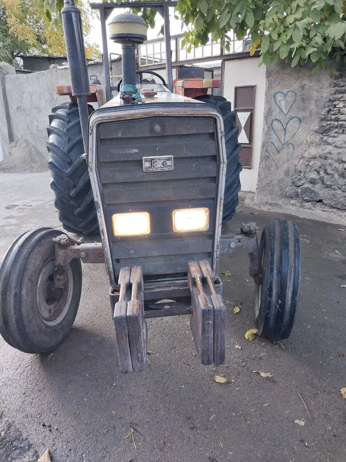 تراکتور 285|خودرو سنگین|بروجرد, |دیوار