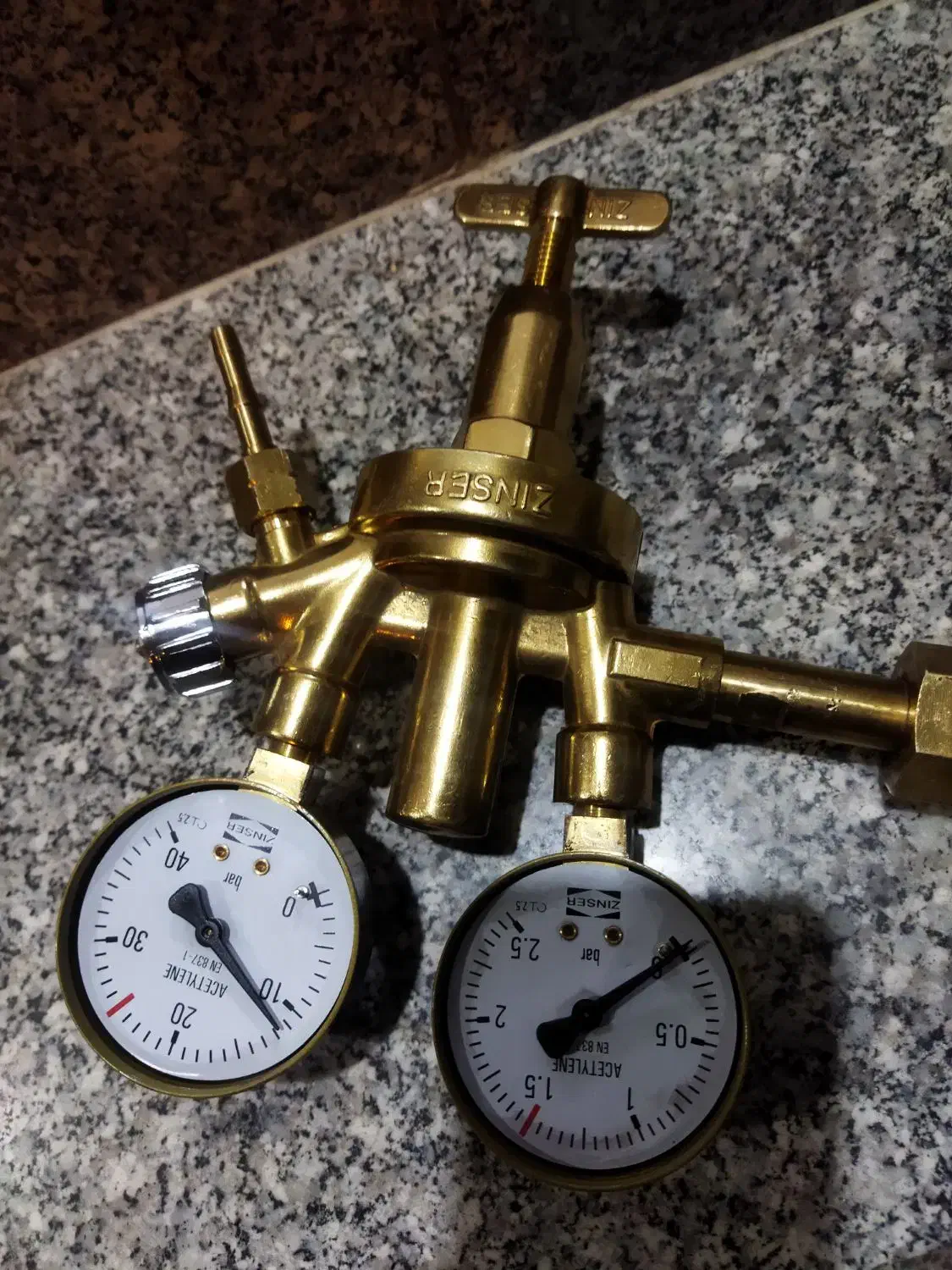 مانیمتر زینسر|ابزارآلات|اندیمشک, |دیوار