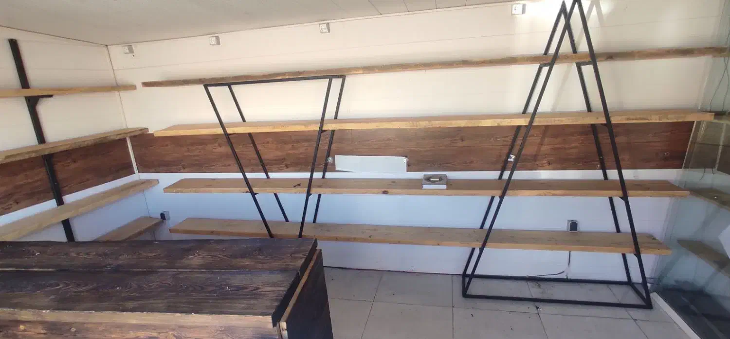 دکور چوبی فلزی نو مخصوص لباس فروشی ،کافه و...|بوفه، ویترین، کنسول|مرودشت, فرهنگ|دیوار