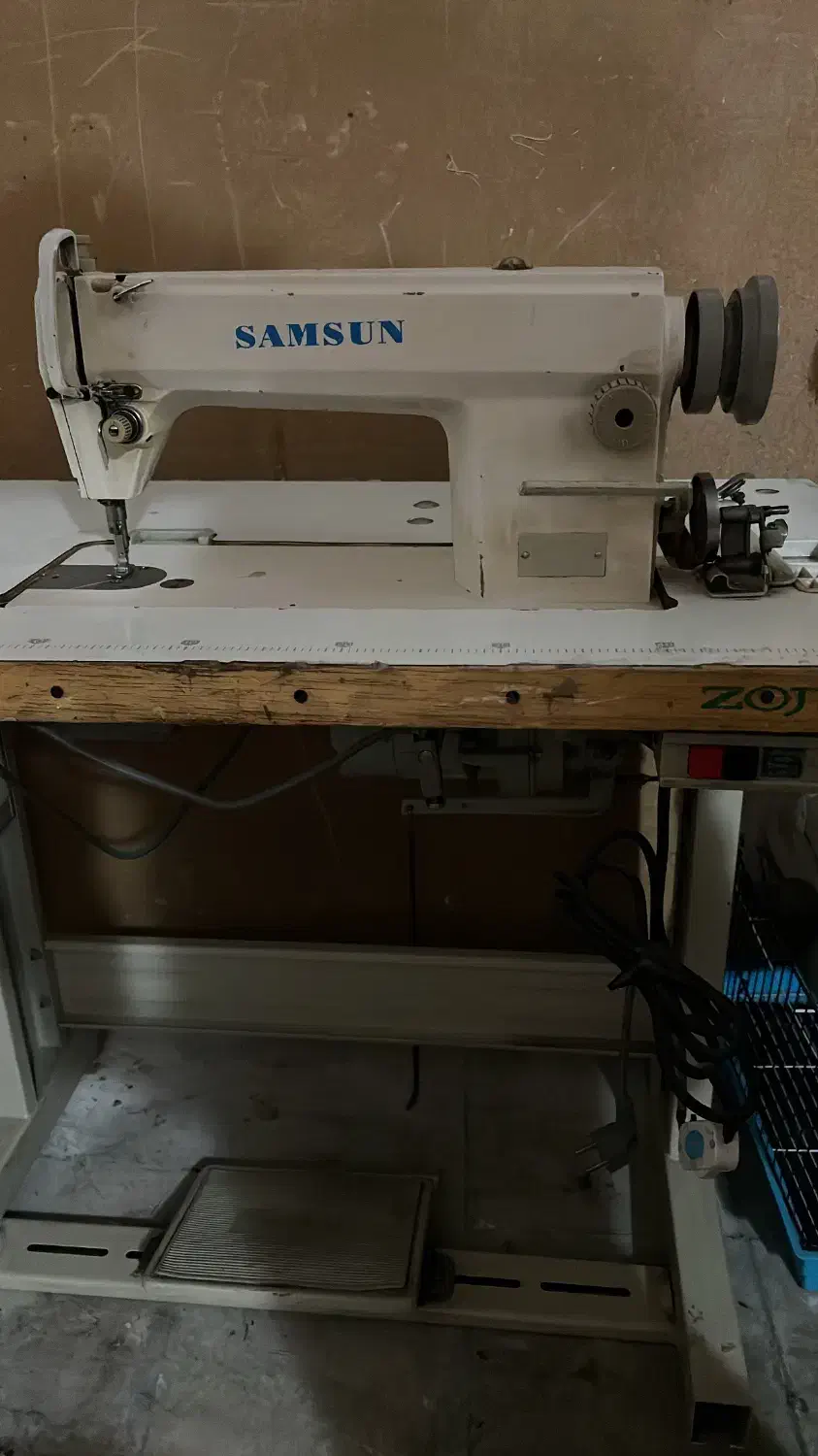 فروش چرخ راسته دوز|چرخ خیاطی و ریسندگی|شیراز, فرهنگ شهر|دیوار